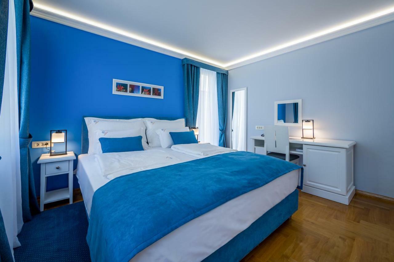 Hotel Domino Opatija Exterior foto